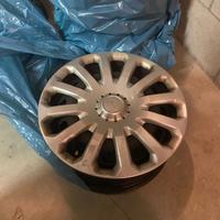 Cerchi Ford Fiesta da 15 e 2 pneumatici