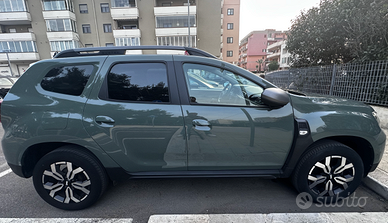 Dacia Duster Journey Up