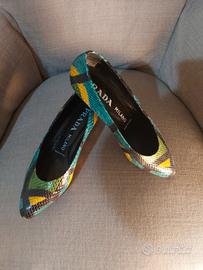 Prada décolleté tacco 2 cm in pitone