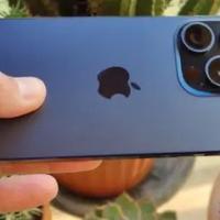 Iphone 15 pro max blu