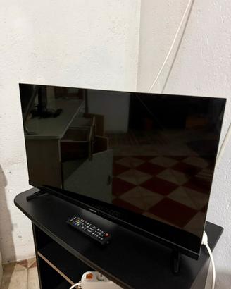TV Samsung 32” LED HD UE32T4000 + telecomando