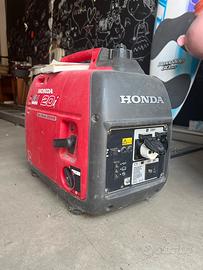 Generatore Honda 2000w