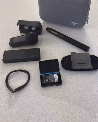 Insta360 x5