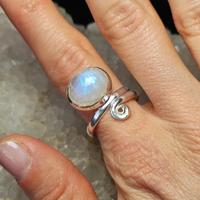 Anello in argento 925 regolabile e pietra di luna
