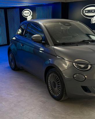 FIAT 500e BERLINA ICON 42 KWH 2024