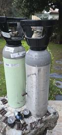 2 bombole di CO₂ da 2 kg ricaricabili+ manometro