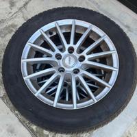 Gomme invernali 205/60/R16 con cerchi in lega
