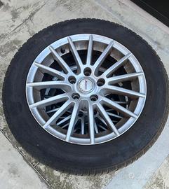 Gomme invernali 205/60/R16 con cerchi in lega