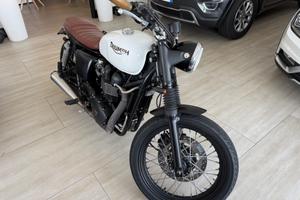 Triumph Bonneville cafe racer