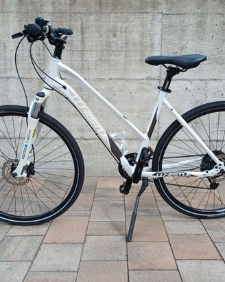Bicicletta trekking donna Whistle Guipago