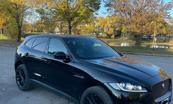 Jaguar F-Pace
