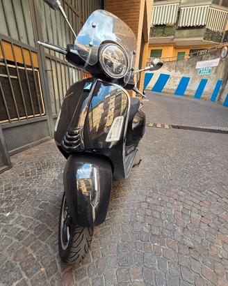 Vespa GTS 310 come nuova 2026