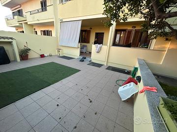 Casa Semi indipendente con cortile e posto auto