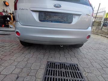 PARAURTI POSTERIORE PER FORD FIESTA ANNO 2006