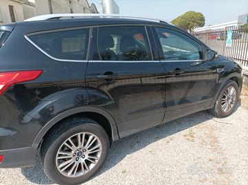FORD Kuga 2ª serie - 2014