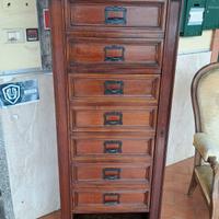 schedario a cassetti