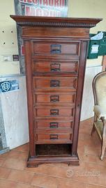 schedario a cassetti