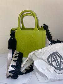 Borsa Giorgio Armani