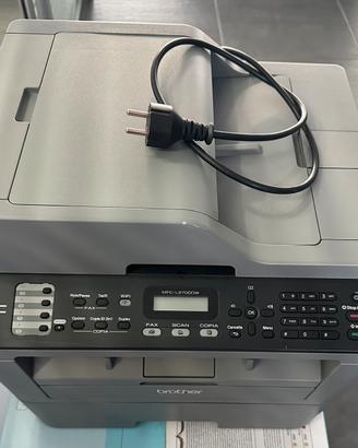 Stampante multifunzione laser Brother MFC-L2700 DW