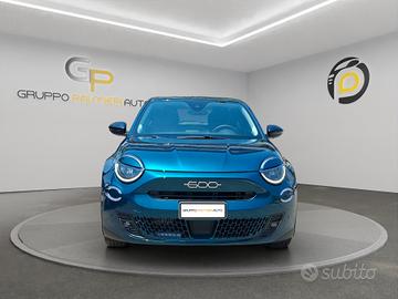 Fiat 600 Hybrid 145 CV DCT MHEV La Prima
