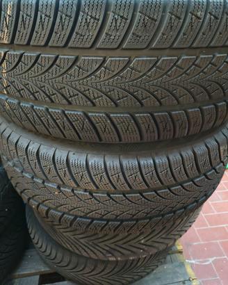 Gomme antineve 205/55 R16