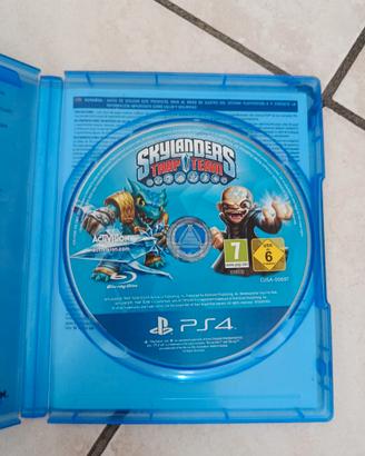 Skylanders Trap Team: gioco PS4+Portale+Personaggi