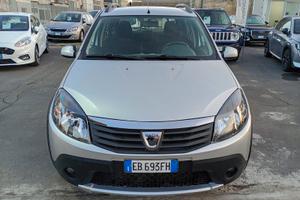 DACIA SANDERO 1.5 DIESEL SOLI 144.000 KM ANNO 2010