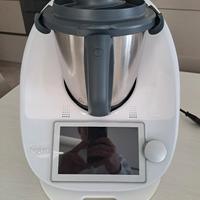 Bimby Tm6 in garanzia con accessori nuovi