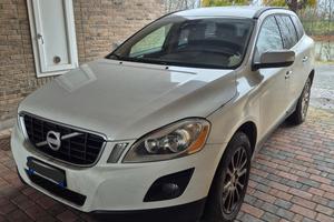 Volvo XC60 anno 2009