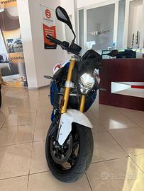BMW F 900 R 2023