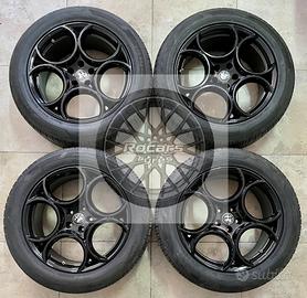 Cerchi neri Alfa Romeo Stelvio e pneumatici estivi