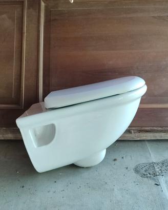 Wc sospeso Ideal Standard in ceramica bianco