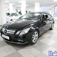 MERCEDES-BENZ E 250 CDI Coupé BlueEFFICIENCY Exe