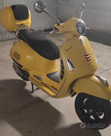 vespa GTS 300 super ABS ASR 