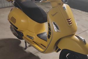 vespa GTS 300 super ABS ASR 