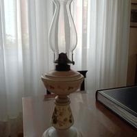 lampada a petrolio d'epoca