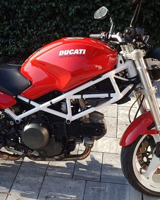 Ducati Monster M600