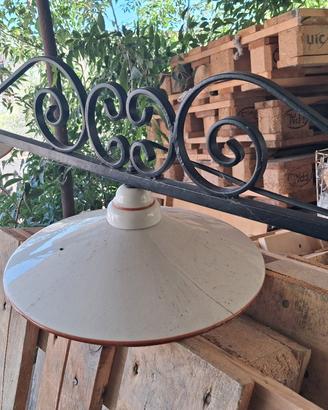 lampadario rustico in ferro battuto 