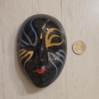 Maschera da parete in ceramica in buone condizioni