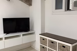 MONOLOCALE IN ZONA CENTRO BOLOGNA