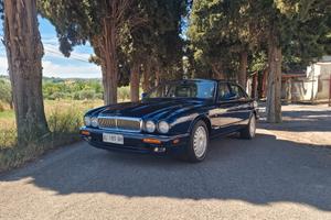 Jaguar XJ XJ6 3.2 Cambio Manuale - Book Service