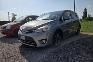 TOYOTA VERSO 7 POSTI BENZINA!!