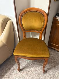 Sedia in legno e velluto