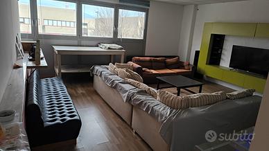 Sesto fiorentino locale uso uffici primo piano