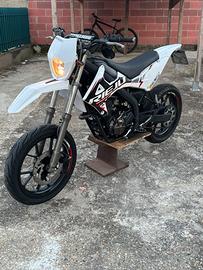 Rieju MRT 125 motard