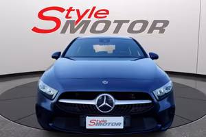 MERCEDES-BENZ A 180 d Automatic Business Extra