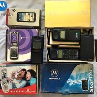 Collezione di 92 Cellulari Vintage