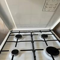 Fornello con forno marca Cranker