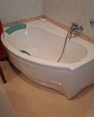 Vasca da Bagno Angolare Ergonomica