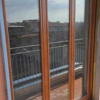 Infissi in alluminio color legno